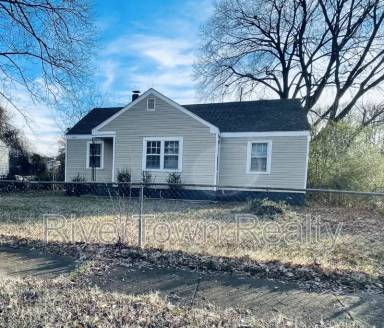 Main picture of 1628 Amarillo St