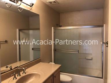Main picture of 2427 W Waterway Pl
