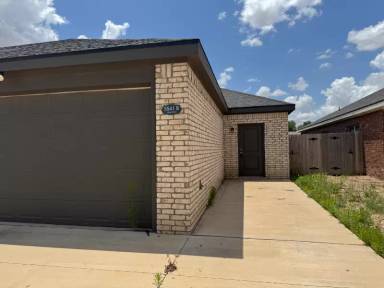 Main picture of 5541 Itasca St