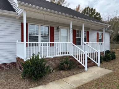 Main picture of 200 Koufax Dr