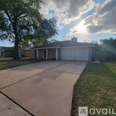 Main picture of 15011 Nickerson Ln