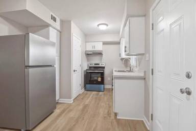 Main picture of 407 Park Ave