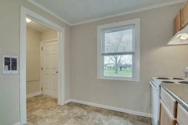 Main picture of 30 Curry St