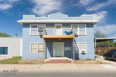 Main picture of 1002 Butternut St