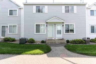 Main picture of Scarlet Globe Drive