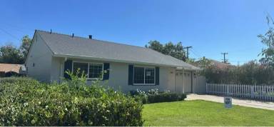 Main picture of 2826 Varden Ave