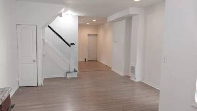 Main picture of 3015 Rayner Ave