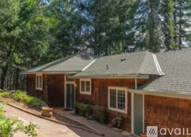 Main picture of 17740 Circle View Dr