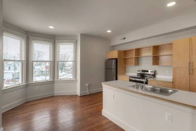 Main picture of 3570 Montgomery Rd