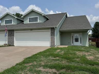 Main picture of 822 SE 44th Ter
