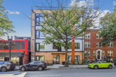 Main picture of 4308 Georgia Ave NW