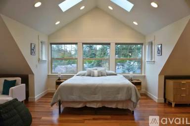 Main picture of 17822 5th Ave NE