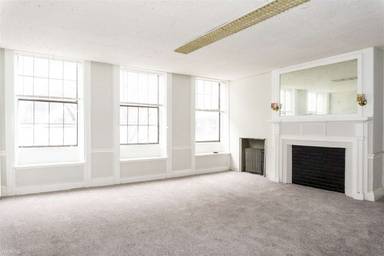 Main picture of 147 Charles St