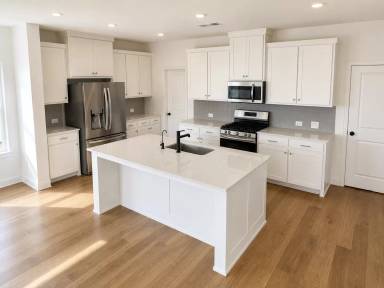 Main picture of 2801 Chisos Red Rd