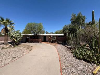 Main picture of 7411 E Montecito Dr