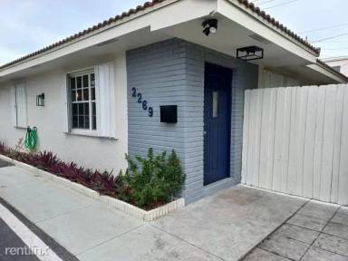 Main picture of 2269 NE 2nd Ave