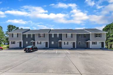 Main picture of 347 E Williams St