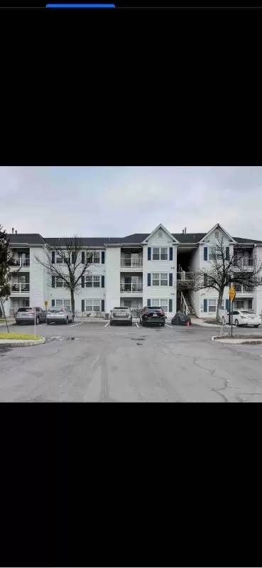 Main picture of 517 Waterford Dr