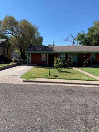 Main picture of 4229 SW 2nd Ave