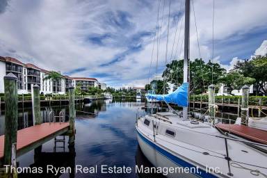 Main picture of Emerald Pointe Condominium