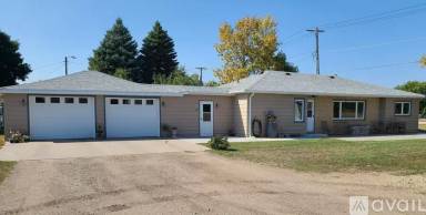 Main picture of 1001 - 1003 6th Ave SW