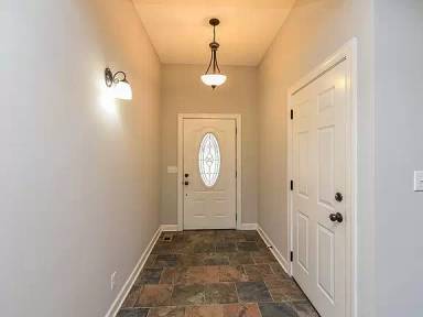 Main picture of 4075 Summit Dr