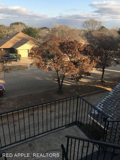 Main picture of 1402 Westheimer Rd