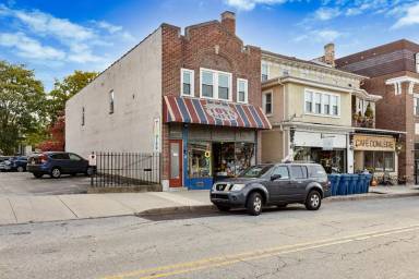 Main picture of 113 Main St