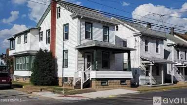 Main picture of 526 Reagan St