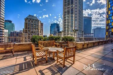Main picture of 45 Wall St Apartments