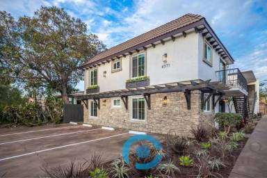 Main picture of 4571 Marlborough Dr