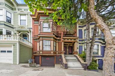 Main picture of 735 Clayton St