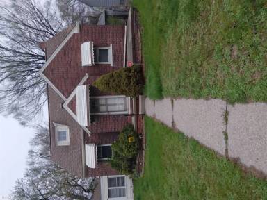 Main picture of 16165 Forest Ave