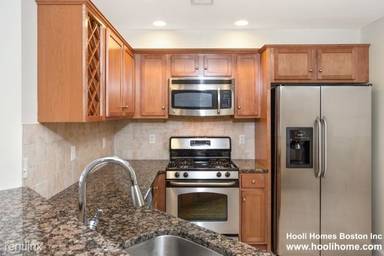 Main picture of 102 Malden St