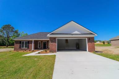 Main picture of 103 Old Auburn Ln