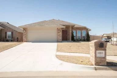 Main picture of 1001 Acacia Creek Dr