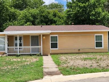 Main picture of 4235 Redstone Dr