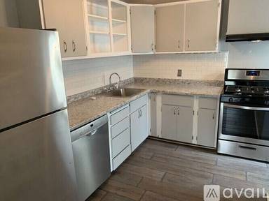 Main picture of 3844 Portland Ave