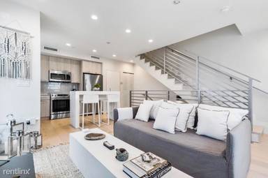 Main picture of 624 Michigan Ave