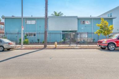 Main picture of 6801 E 99th St