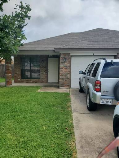 Main picture of 1411 Nicholas Cir