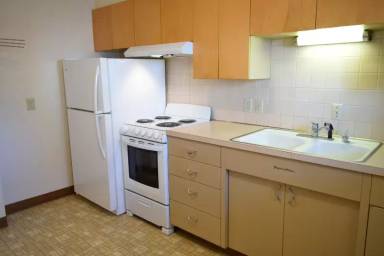 Main picture of 500 1st Ave NW