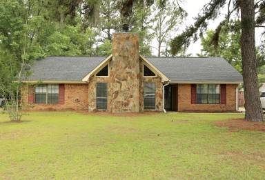 Main picture of 111 Deann Dr