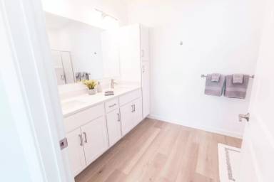 Main picture of 2220 N Susquehanna Trl