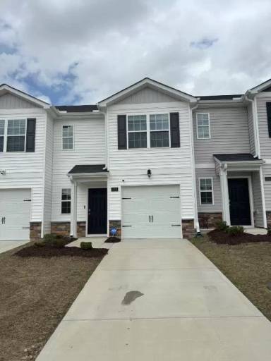 Main picture of 2503 Gracie Ln