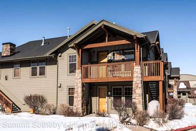Main picture of 1575 Fox Hollow Ln
