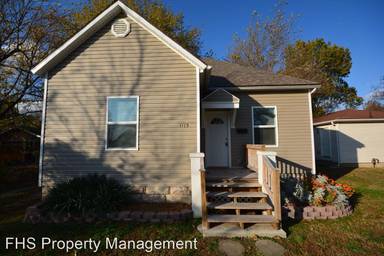 Main picture of 1111 W Locust St