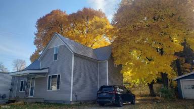 Main picture of 303 Granite St
