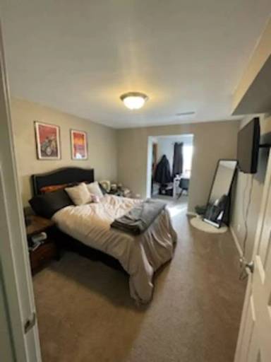 Main picture of 204 W Seerley Blvd