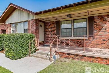 Main picture of 2229 Churchill Pl